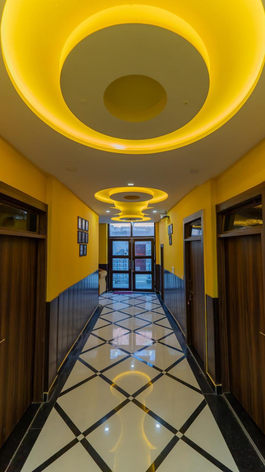 Big Brother Hostel Hotel Agra  Exteriér fotografie